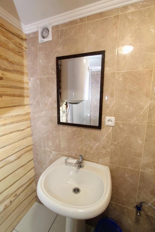 Мала Одеса Hotel Yablunytsya Luaran gambar